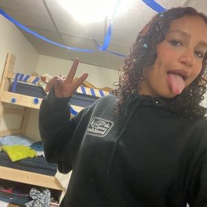 Meet your Posher, Amiya